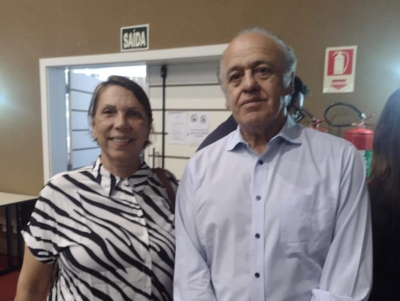 Secretária Lucinha Garcia prestigia seminário sobre Nova Lei de Licitações no TCESP em Araraquara