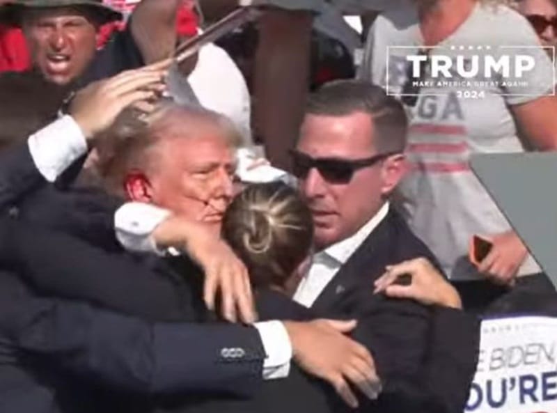 Comício de Trump é interrompido após tiros