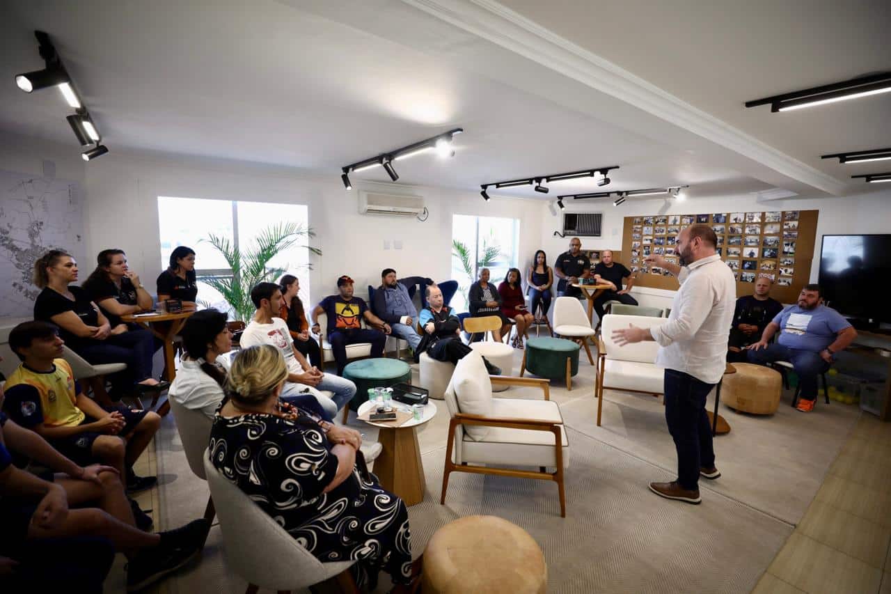 Netto dialoga sobre comércio, esporte, cultura e trânsito