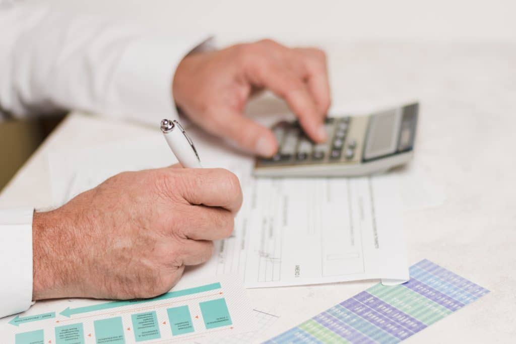 Governo de SP simplifica