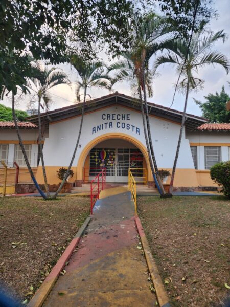 Tribunal volta a proibir Creche Anita Costa de receber repasses do Poder Público