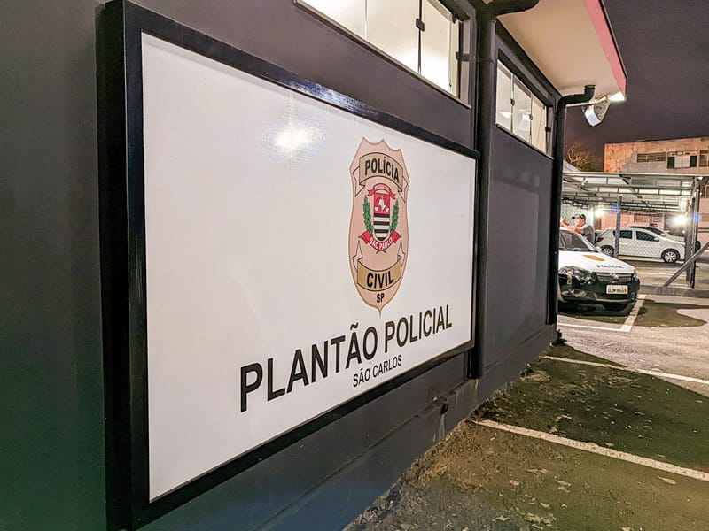 Modelo é roubada por dupla na Vila Prado