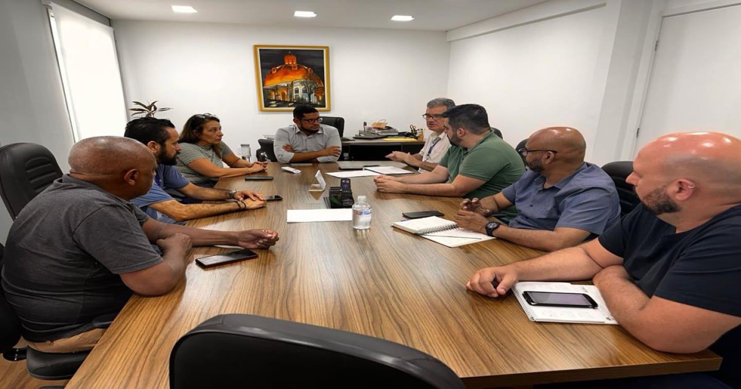 Servidores aceitam proposta da Prefeitura sobre venda de férias na Educação