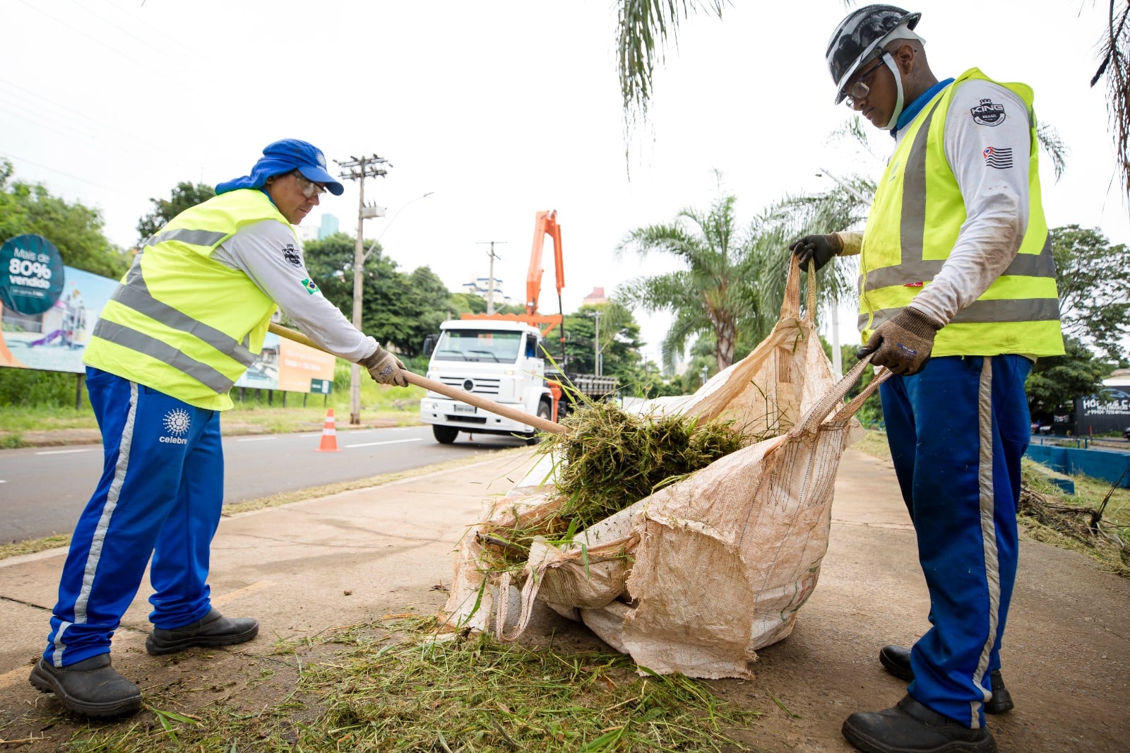 Prefeitura inicia 2025 com reforço na limpeza e capinação