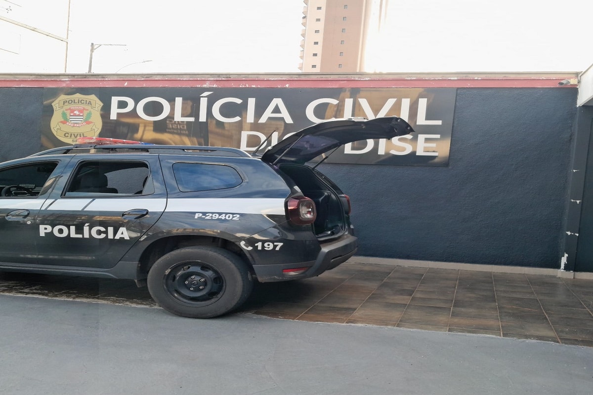 Dupla acusada de roubos a residências é presa em São Carlos