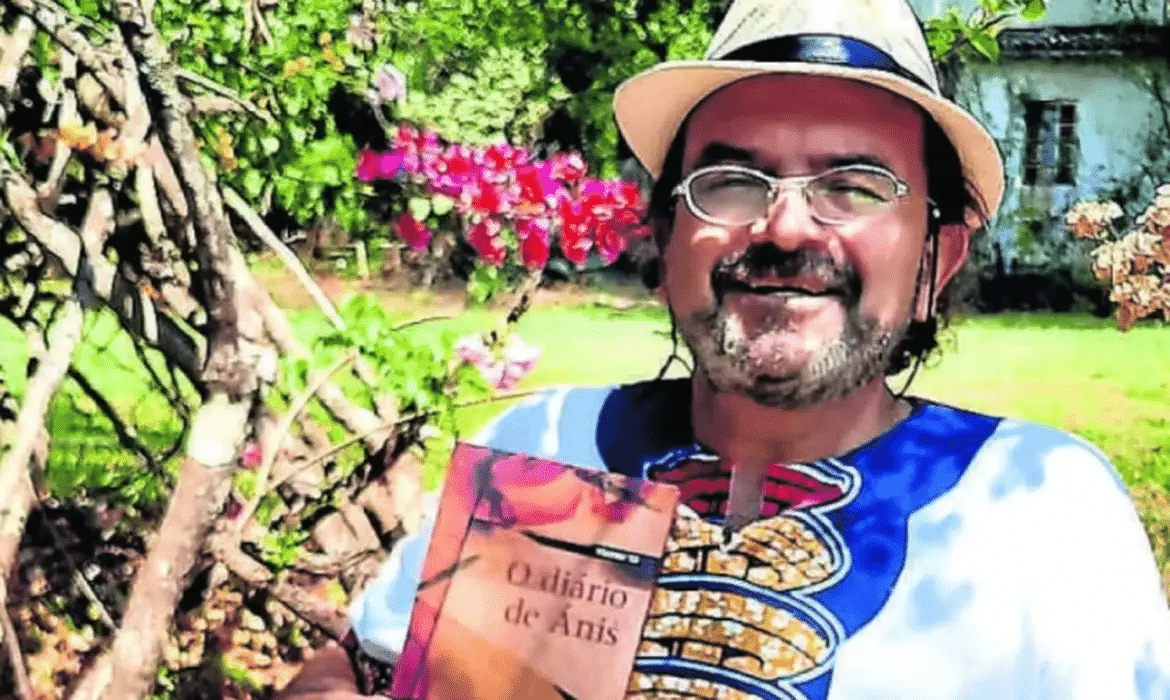 Morre poeta e compositor Vicente Sá