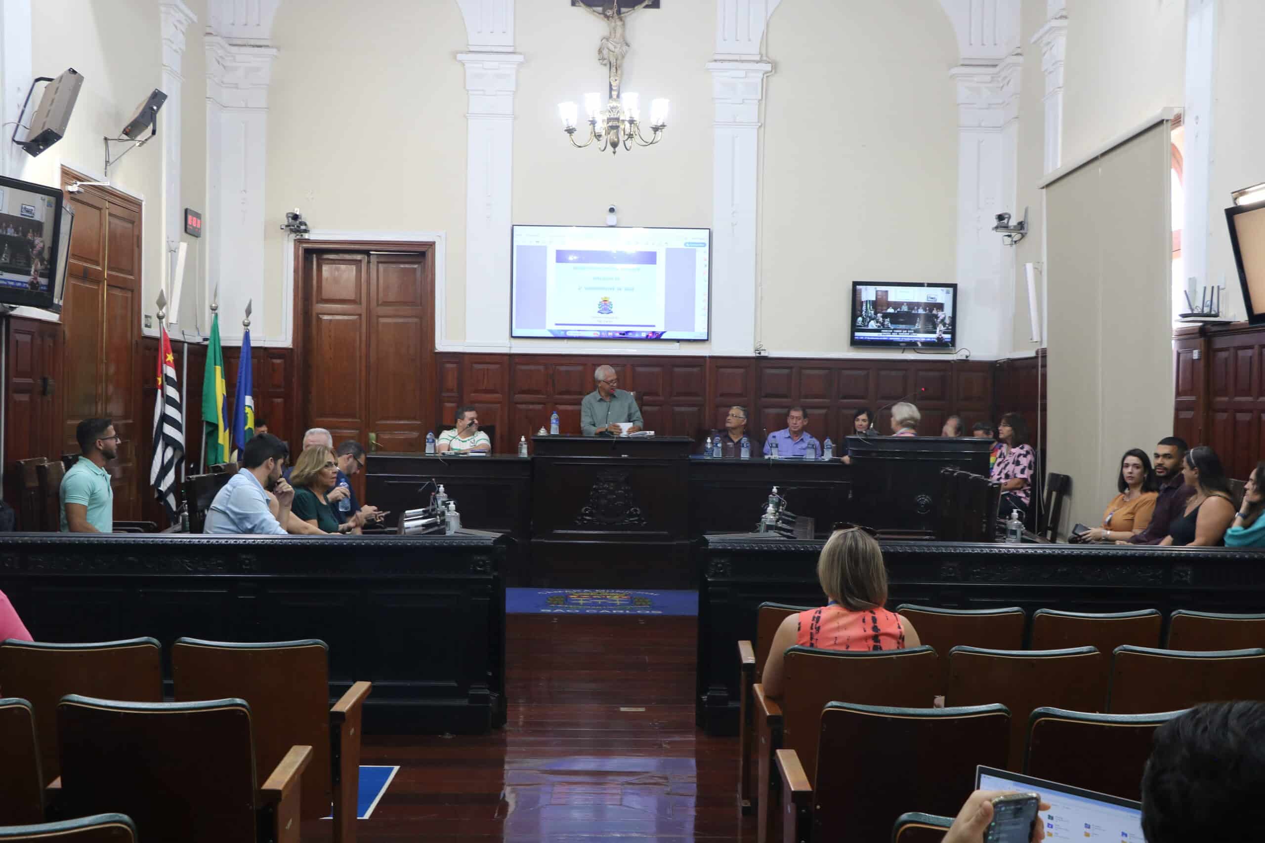 Secretarias Municipais apresentaram relatório de metas fiscais do quadrimestre
