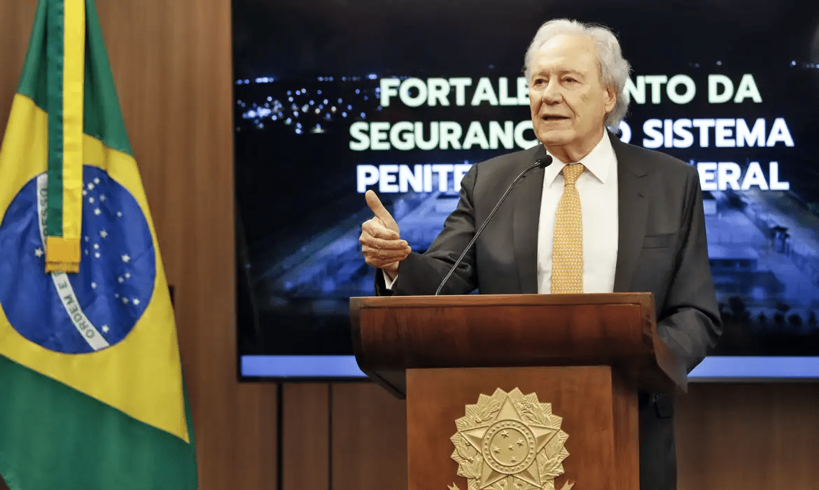 Governo fecha texto para envio
