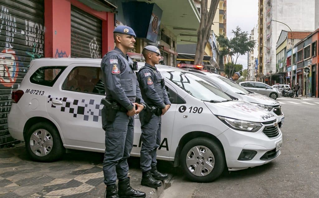 Trabalhador rural tem carro furtado e é ameaçado por criminoso
