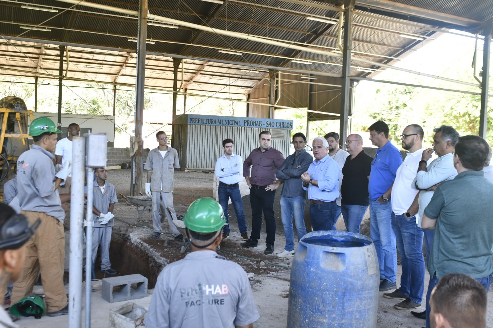 PROHAB retoma produção da fábrica de artefatos de cimento e da usina de reciclagem de resíduos da construção civil