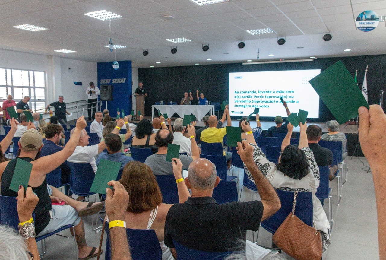 Com recorde de público, assembleia devolve R$ 2 milhões aos cooperados