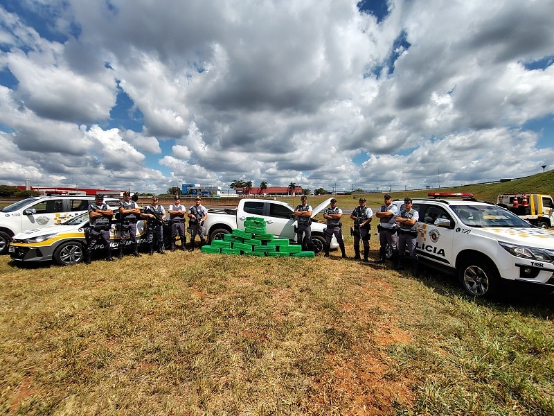 Polícia Rodoviária prende reincidente com mais de 400 kg de maconha