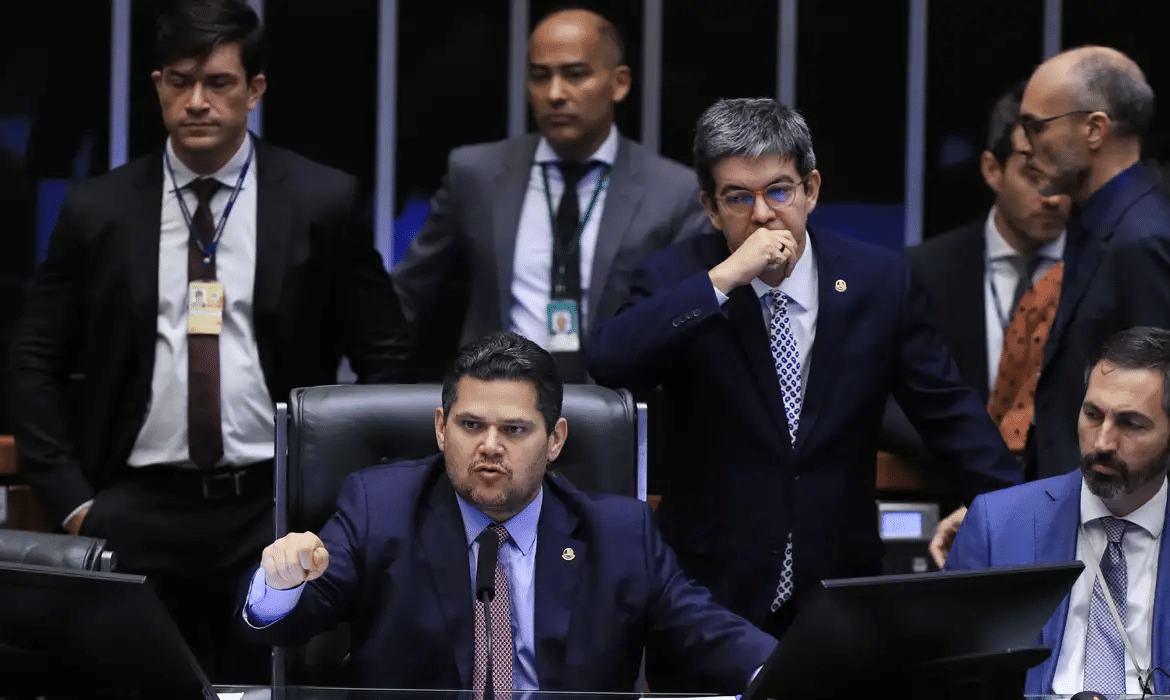 Câmara tenta votar Lei do Mar