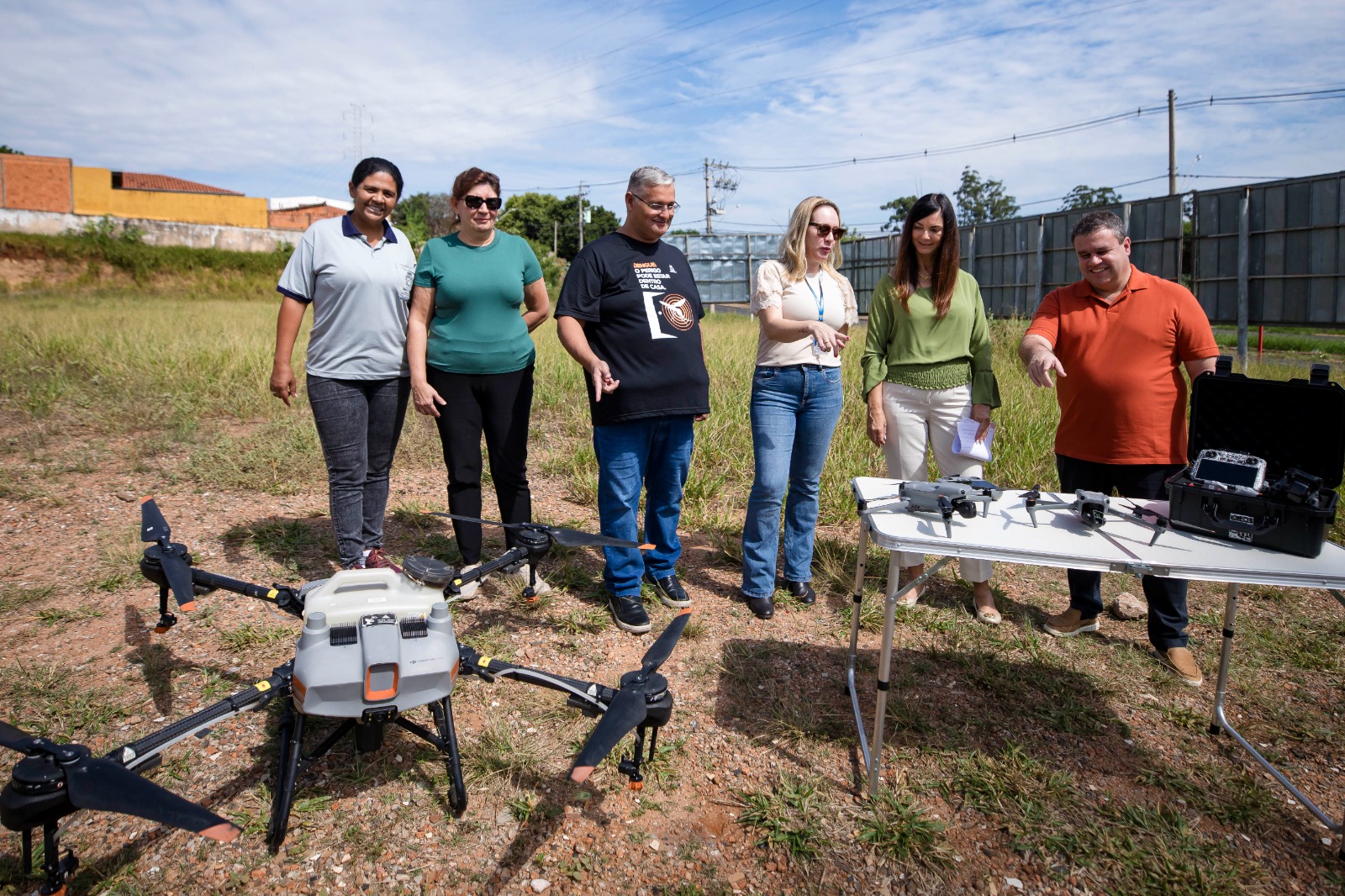 São Carlos usa drones com larvicida e pastilhas de cloro para combater avanço da dengue