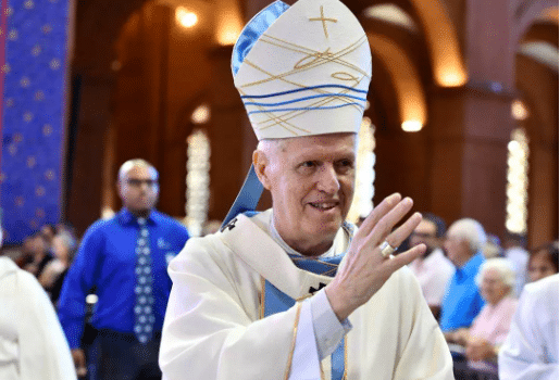 Arcebispo deu recado em missa de Páscoa: ‘Vamos respeitar o papa Francisco’