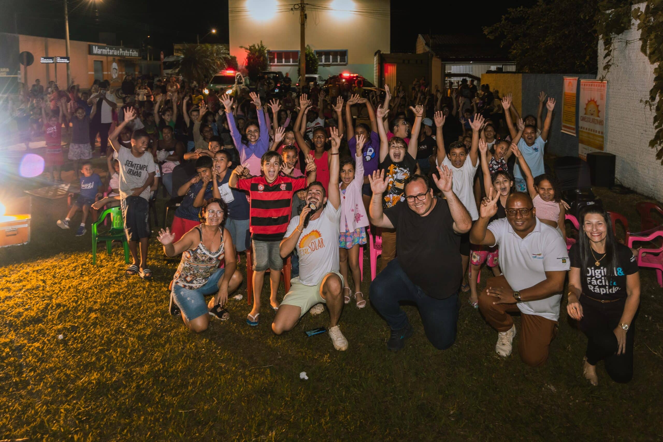 CineSolarzinho leva diversão para famílias