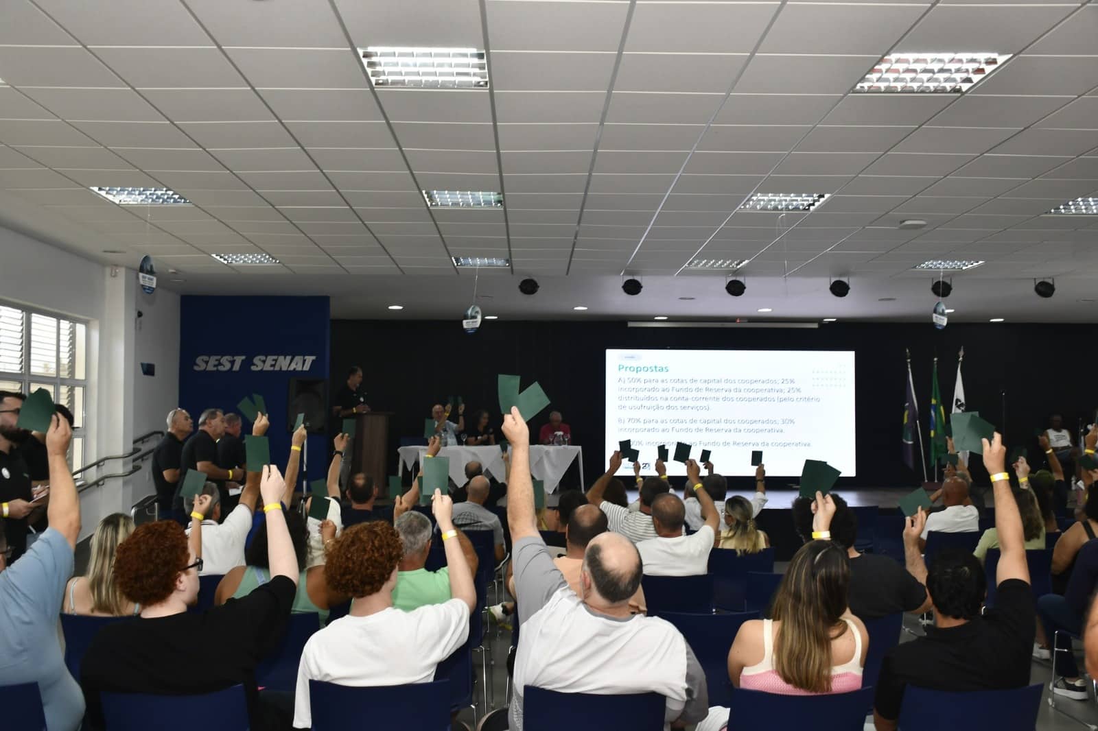 Sicoob Crediacisc lança campanha “Aqui você tem voz”